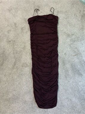 Windsor Strapless Ruched Midi Dress in Plum Purple